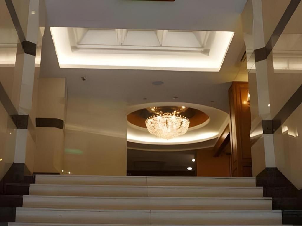 Korea Tourist Hotel Suwon Ngoại thất bức ảnh
